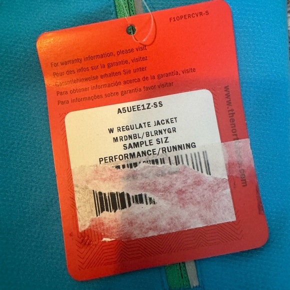 The North Face Regulate Jacket- New with tags! - Picture 5 of 9